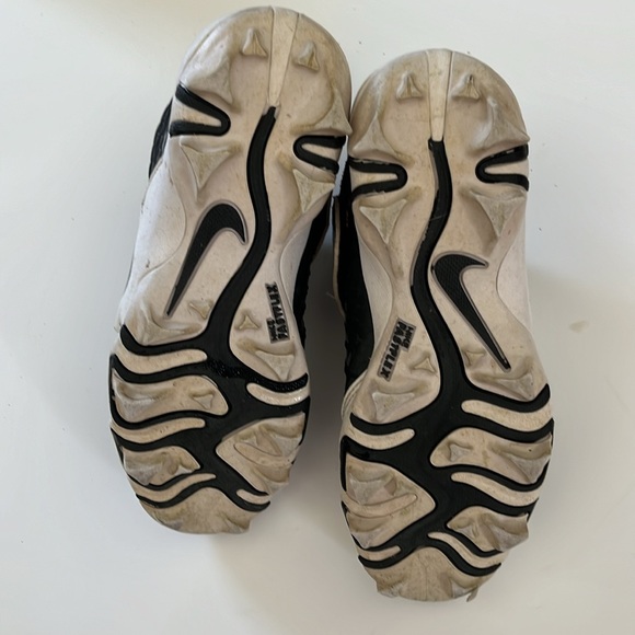 Mike Trout Nike baseball cleats - Picture 3 of 4